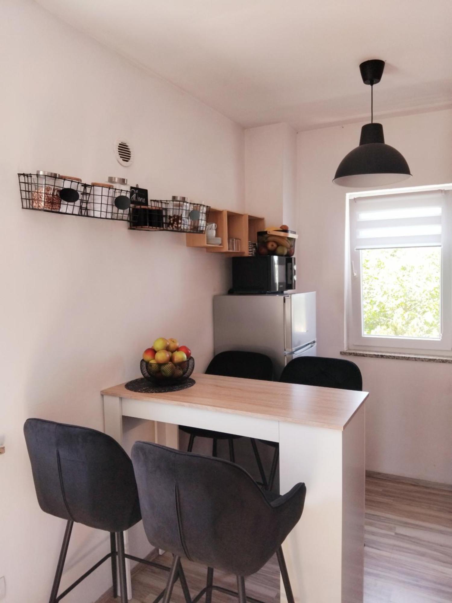 Studio Apartman Marly Leilighet PUY Eksteriør bilde